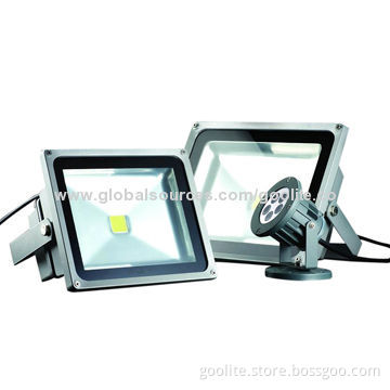 New CE- & RoHS-approved IP65 Epistar Bridgelux Chip 100W/120W LED Floodlight, 3 Years Warranty
